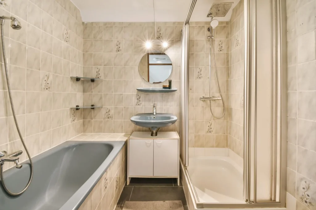 photo-of-ceramic-sink-near-washroom-3935352-1024x683